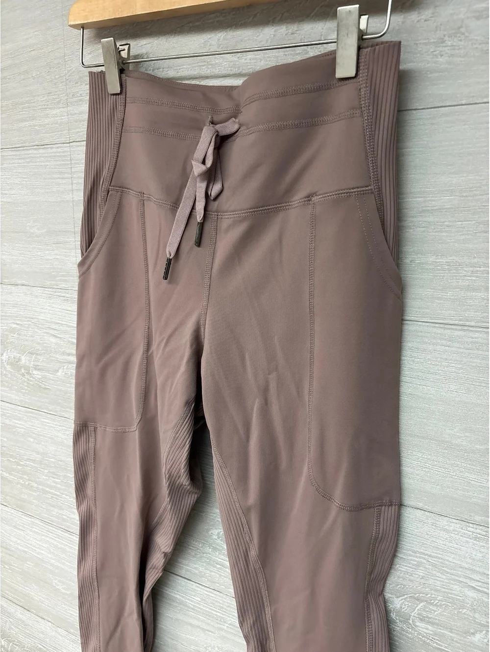 * | Glyder | leggings. Size L.